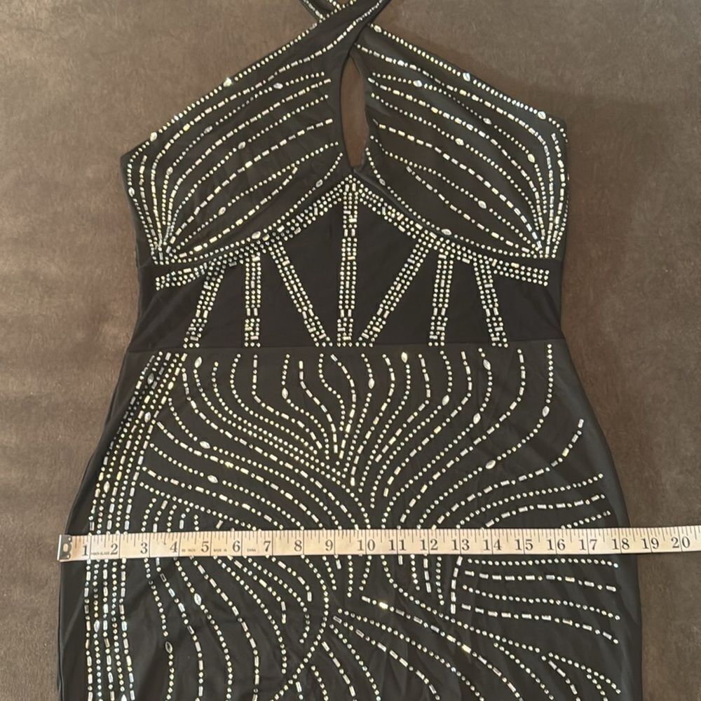 Black BodyCon Halter Neck Mini Party Dress Feather Hem Rhinestones Size M NEW - Picture 9 of 15